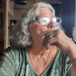 Meet your Posher, Denise
